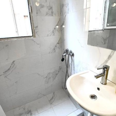 The Bohemian In Exarcheia Athens Center Apartment Bagian luar foto